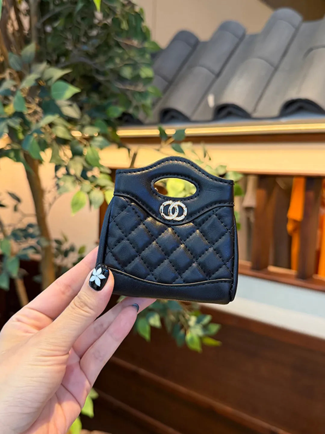 MOONLIT HANDLE MINI