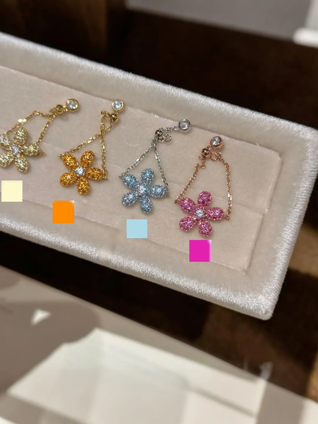DOPAMINE FLOWER RING