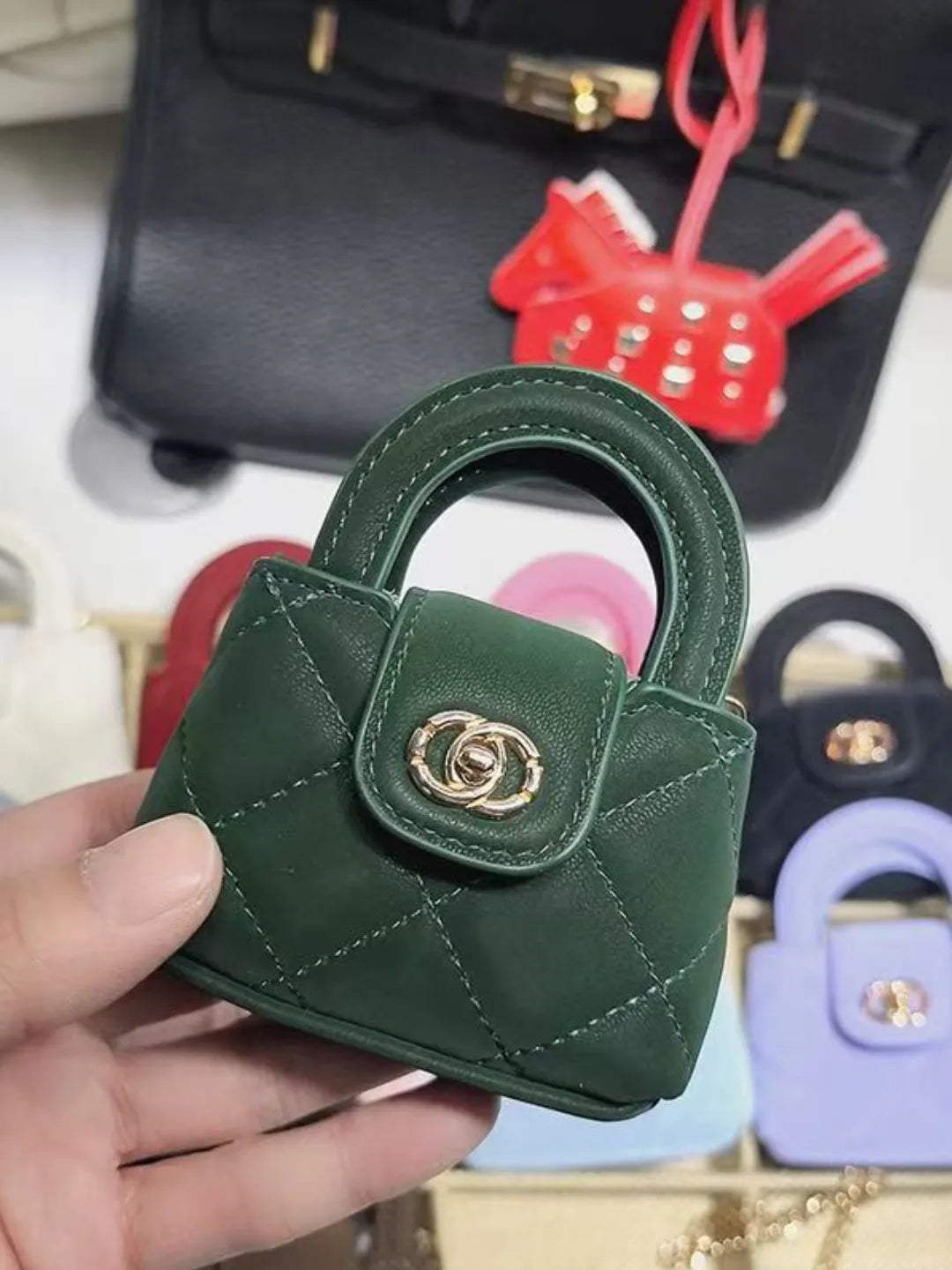 NOIR QUILTED MINI BAG