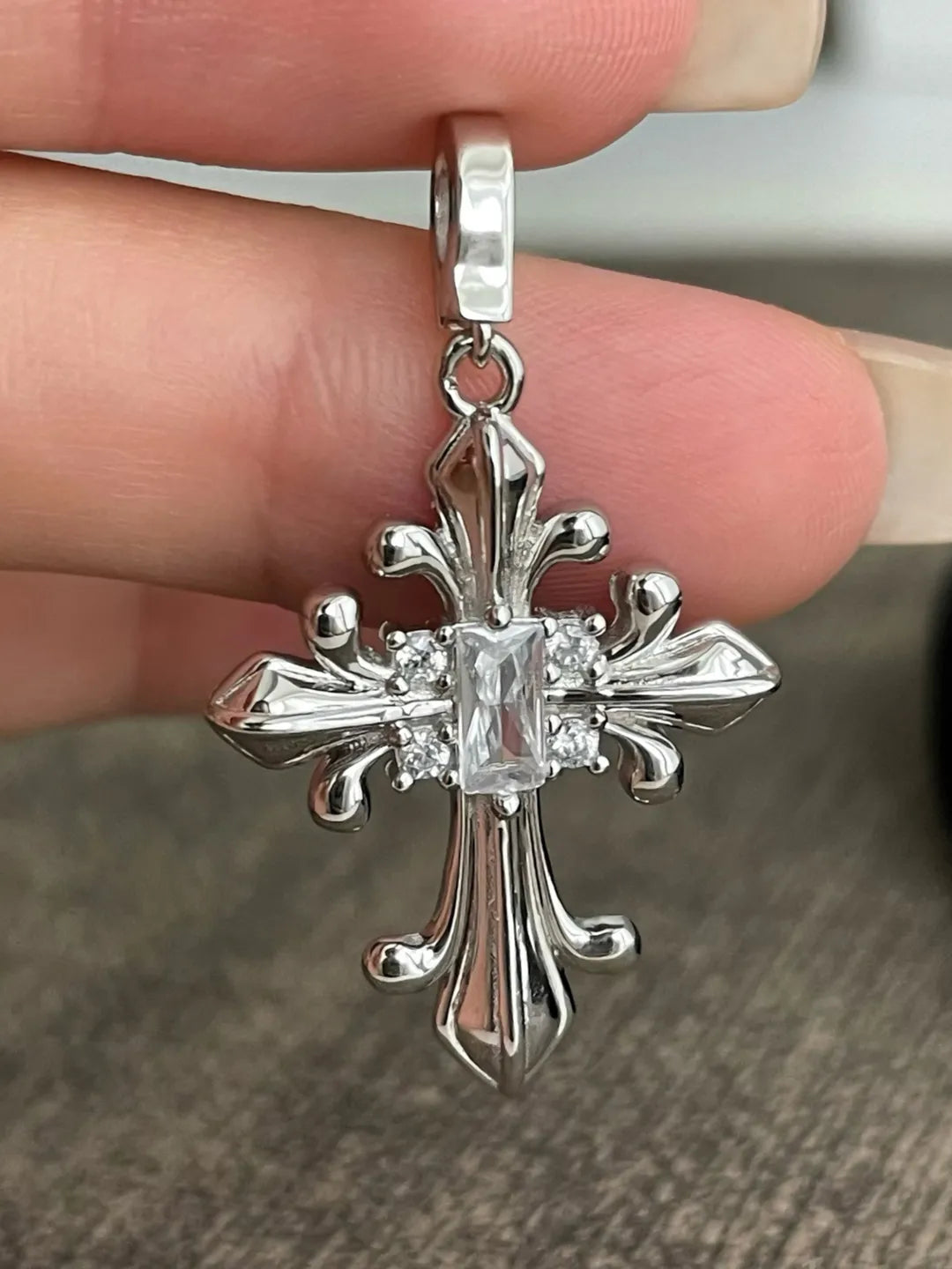 IRIS CROSS PENDANT