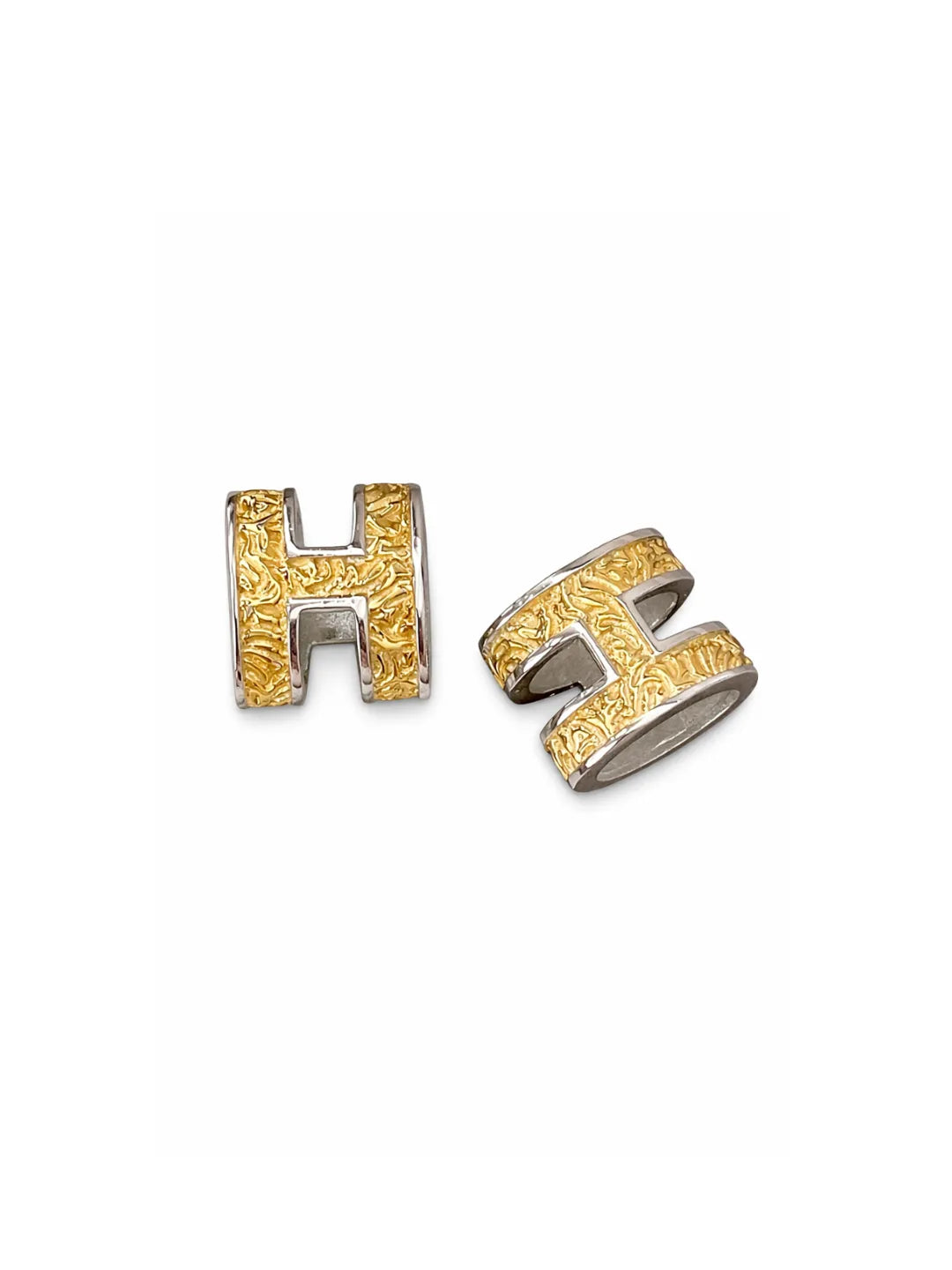 ORNATE H PENDANT