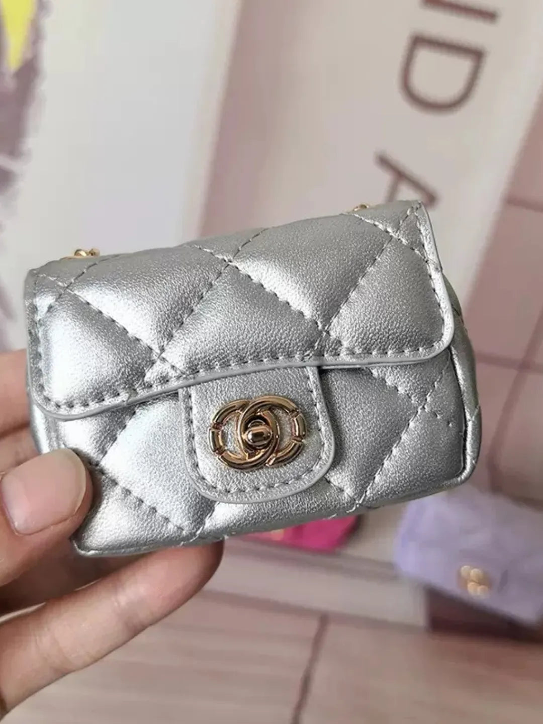 NOIR CHAIN MINI BAG