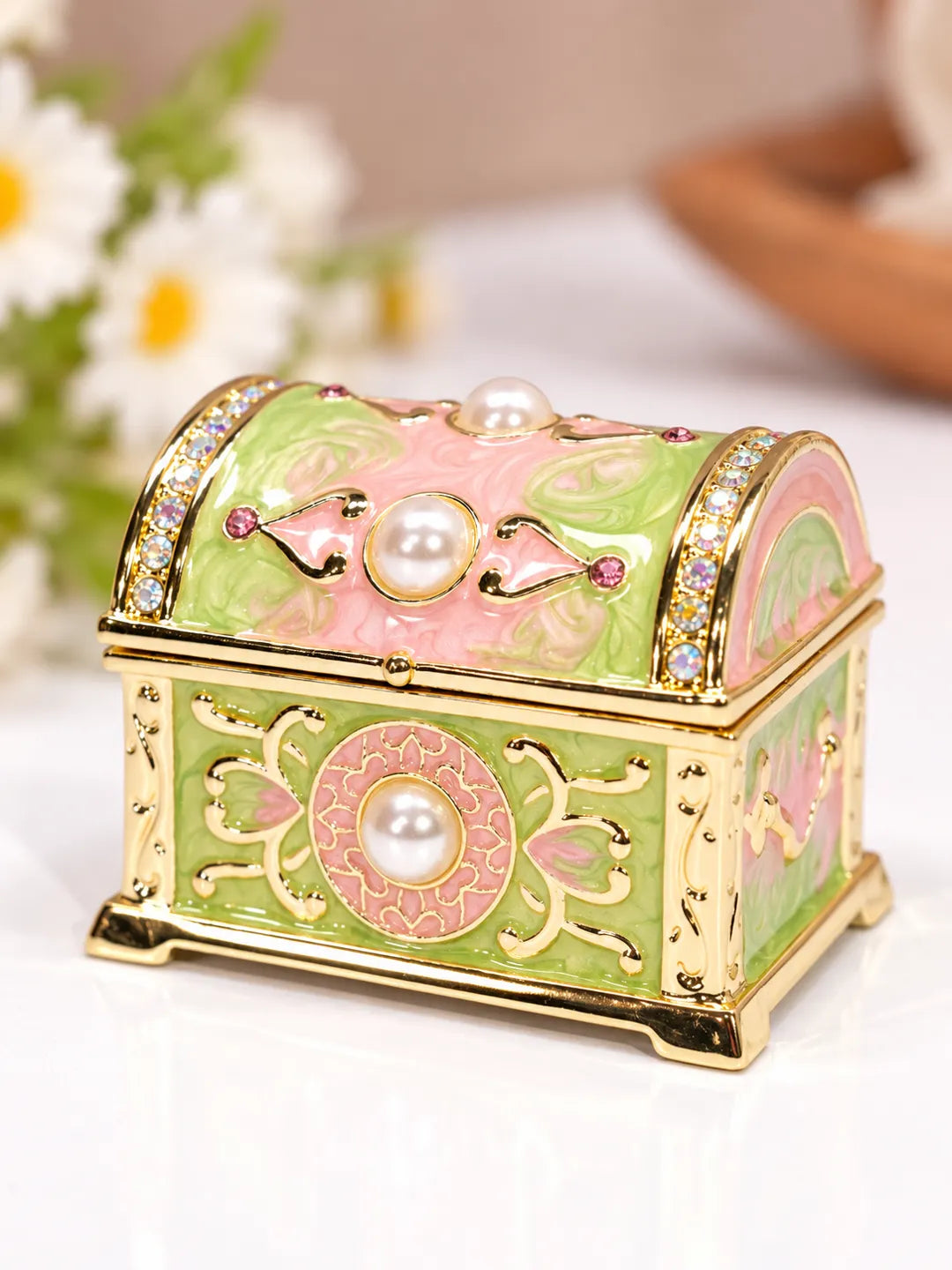 PEARL CAMEO BOX