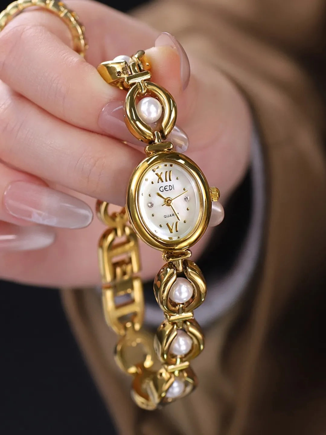 STONE WRIST