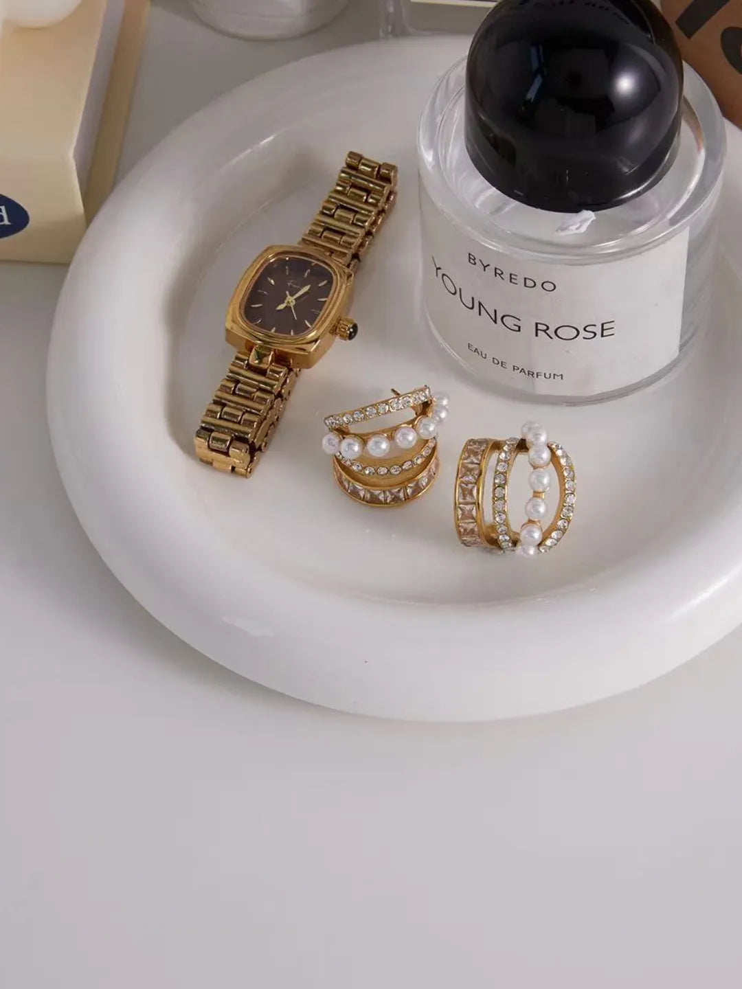 PEARL LAYER STUDS