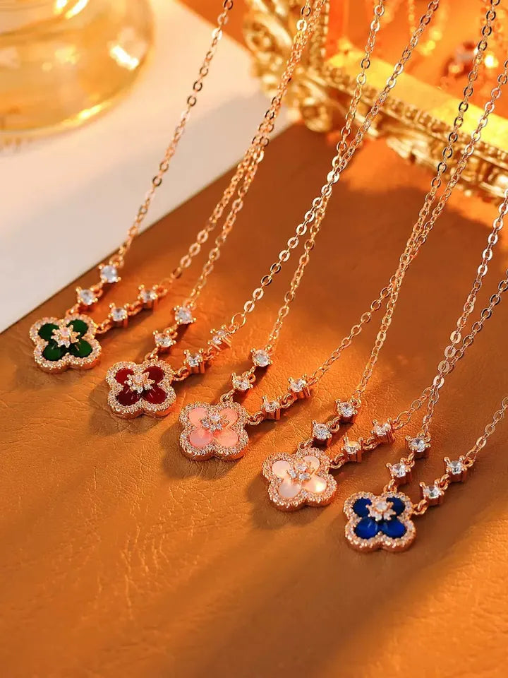 EMERALD CLOVER DROP