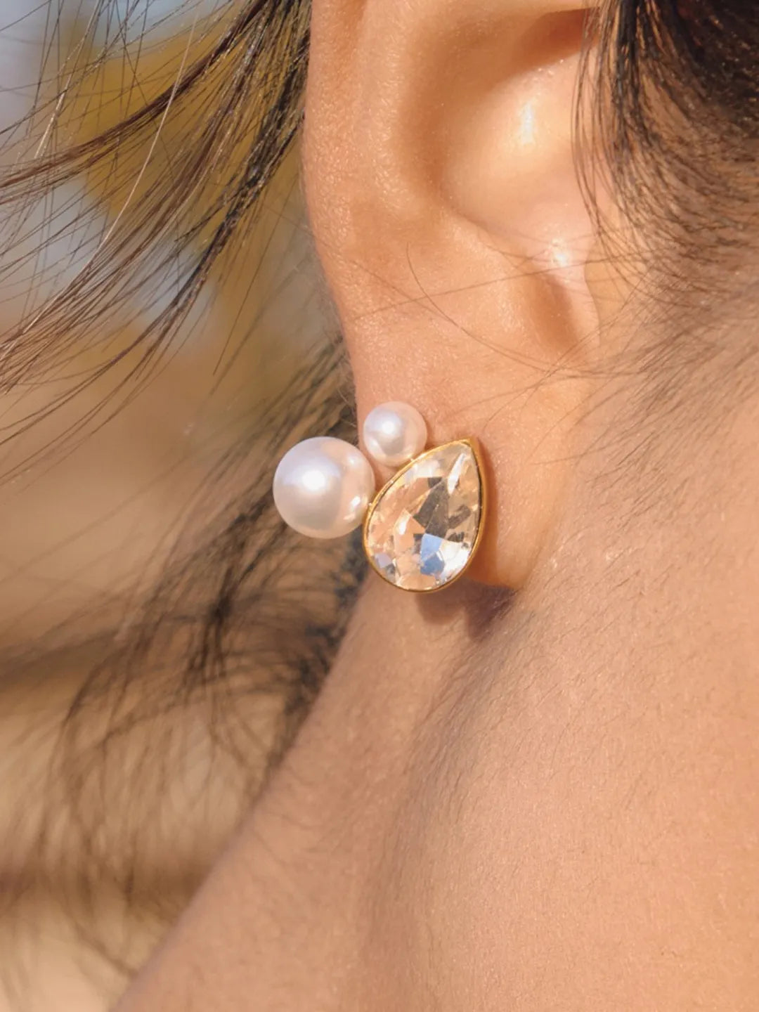 PEARL CZ STUDS
