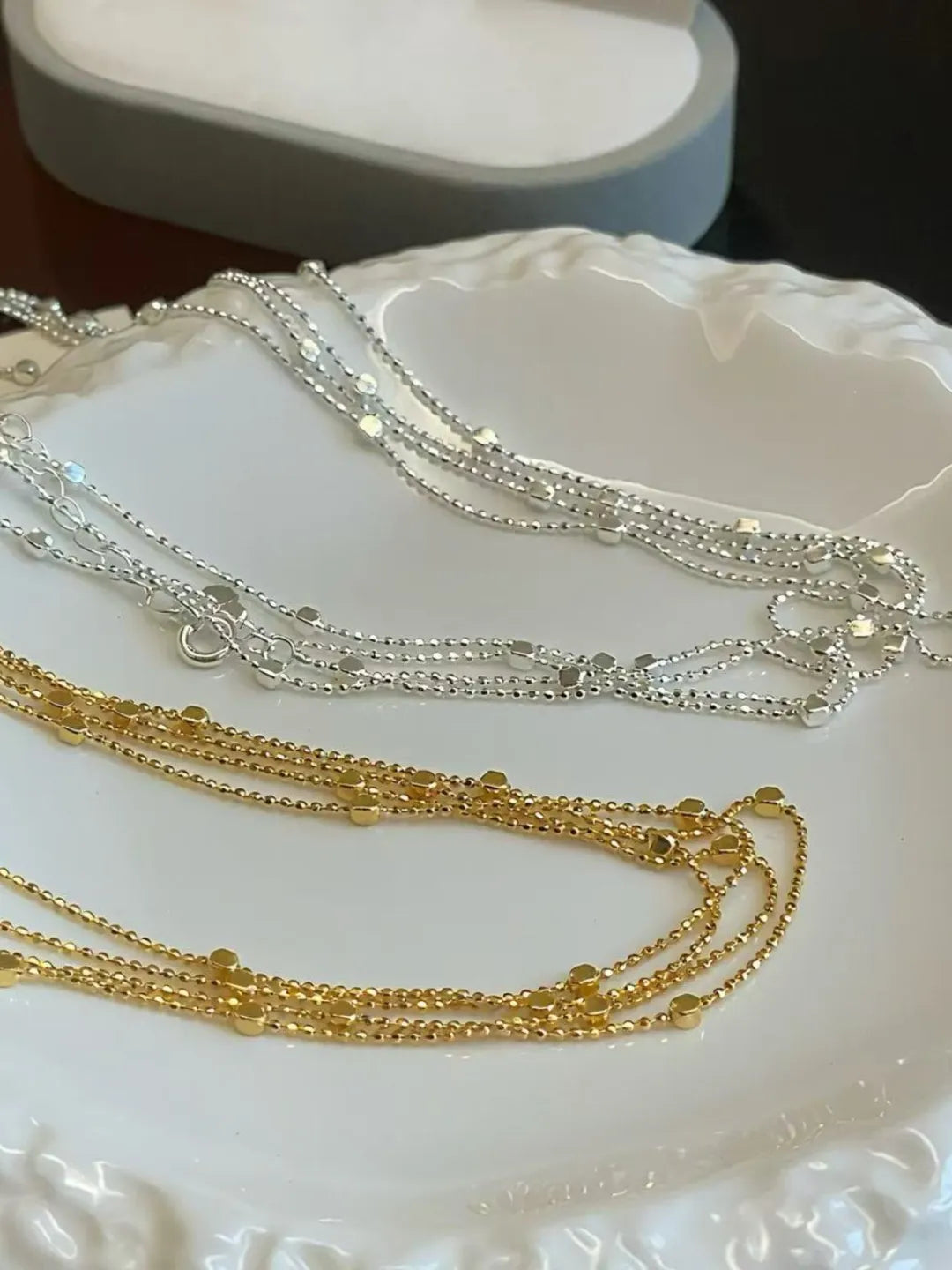 STAR BEAD CHAIN NECKLACE