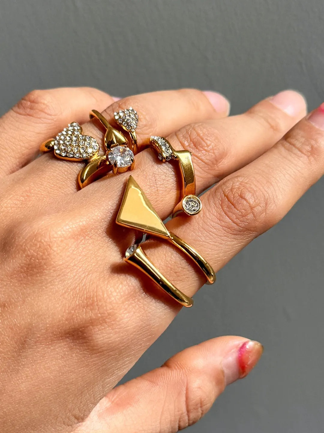 ZIRCON RING