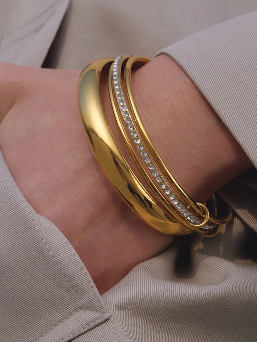 STACKED BANGLE