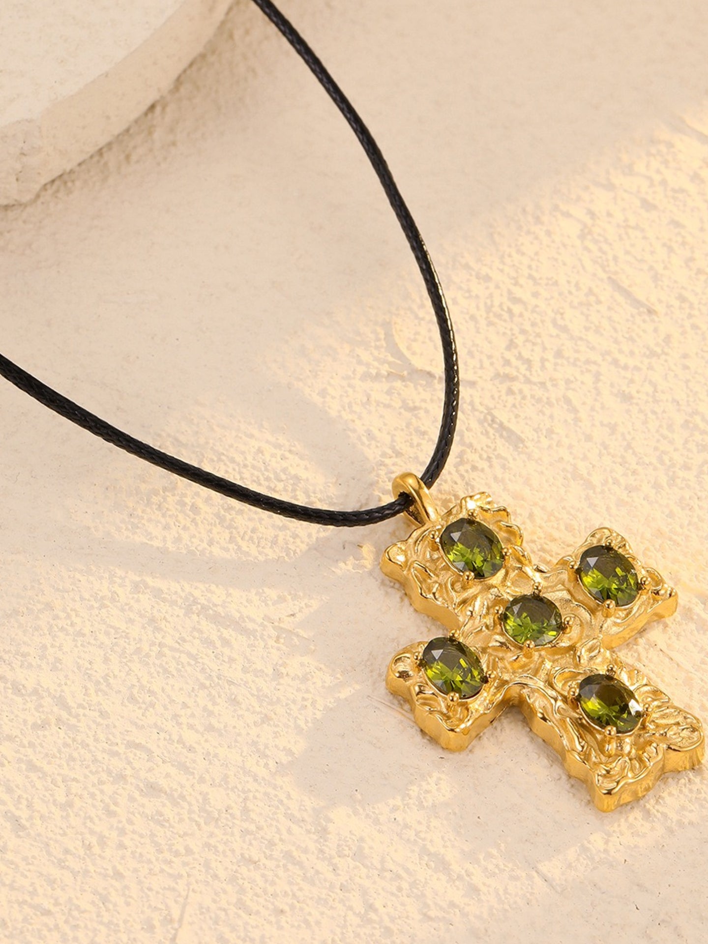 ZIRCON CROSS NECKLACE