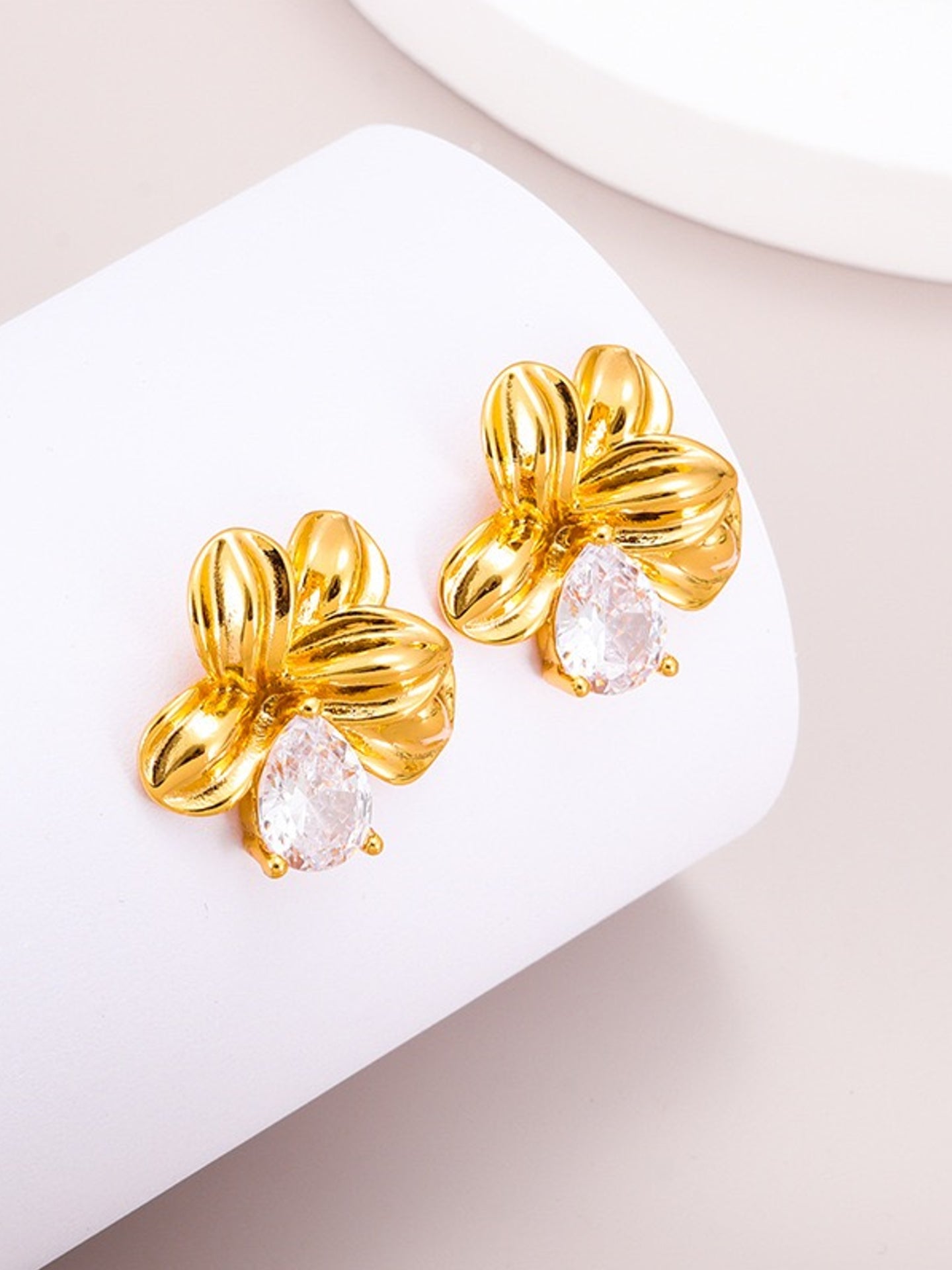 BLOOM ZIRCON EARRINGS