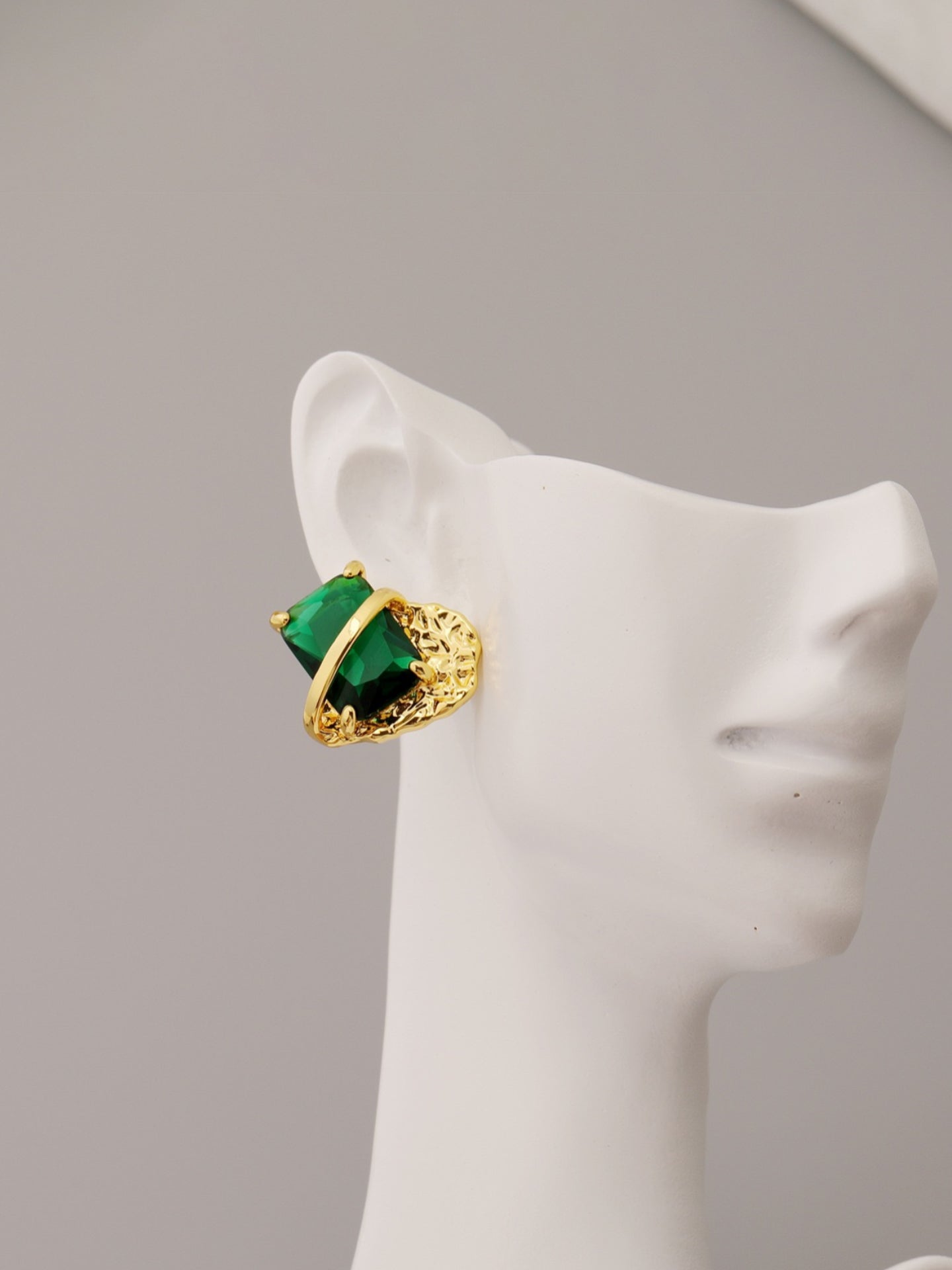 MOLTEN HEART EARRINGS