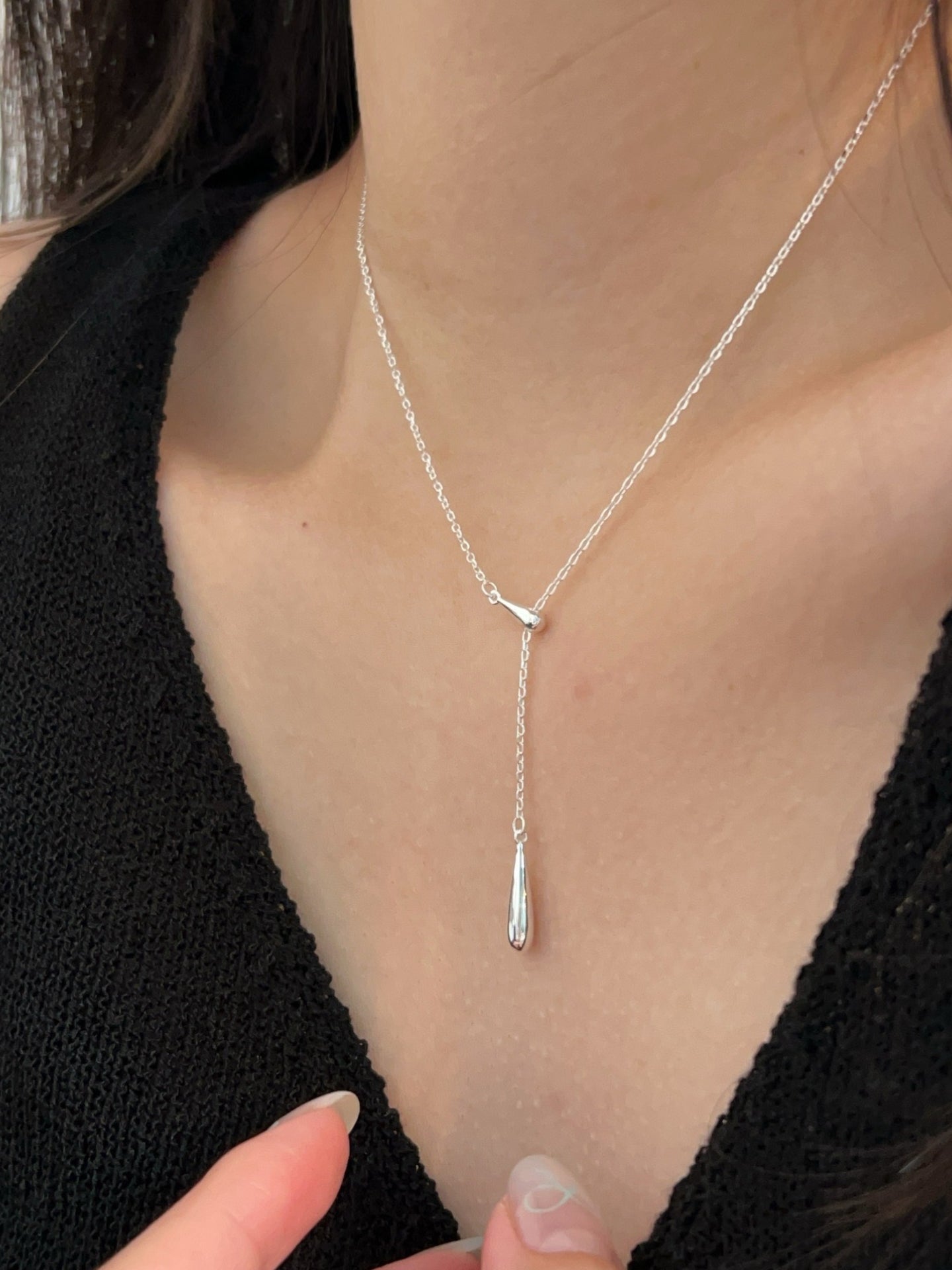 WATERDROP NECKLACE
