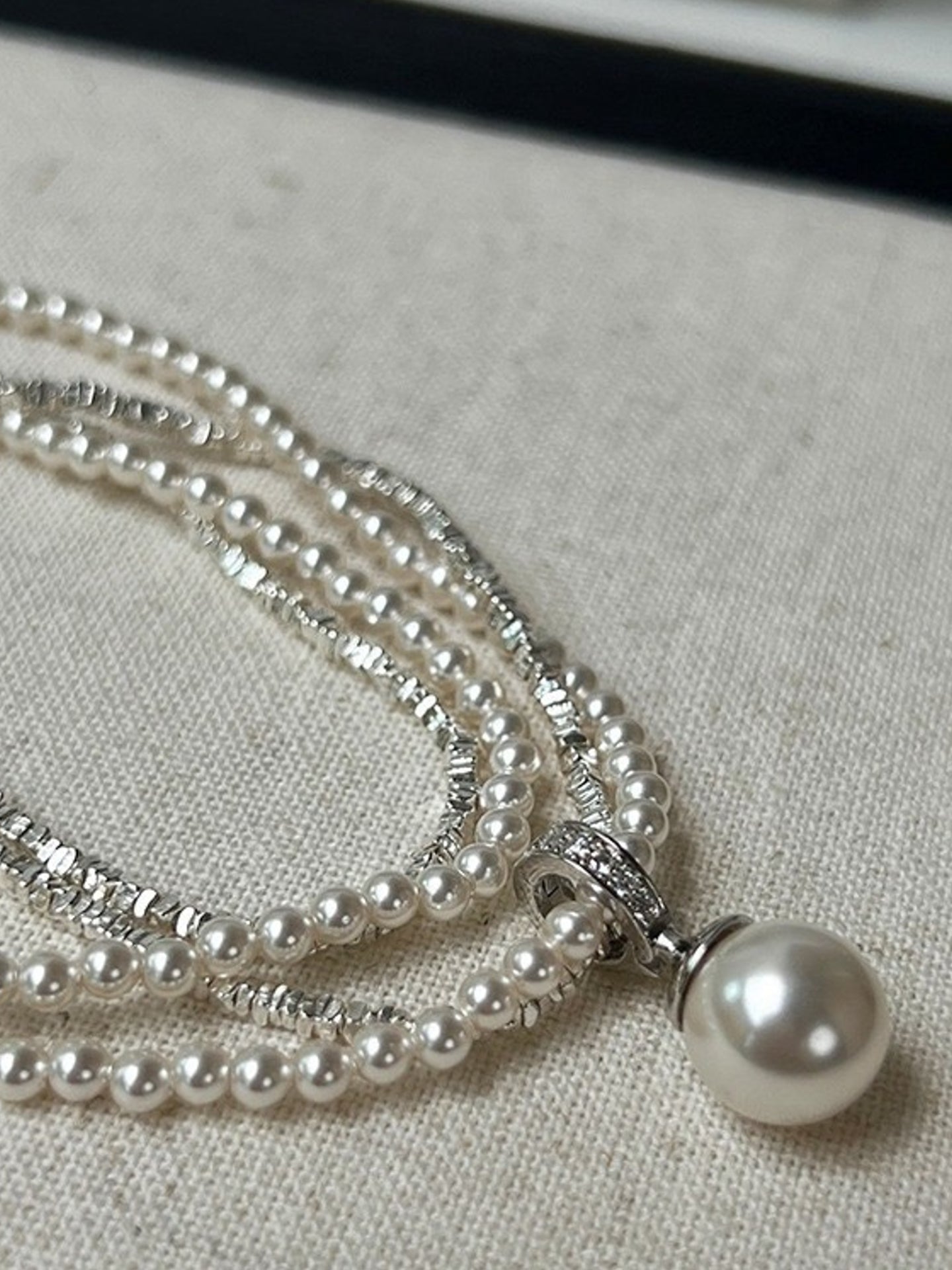 SILVER PEARL LAYER