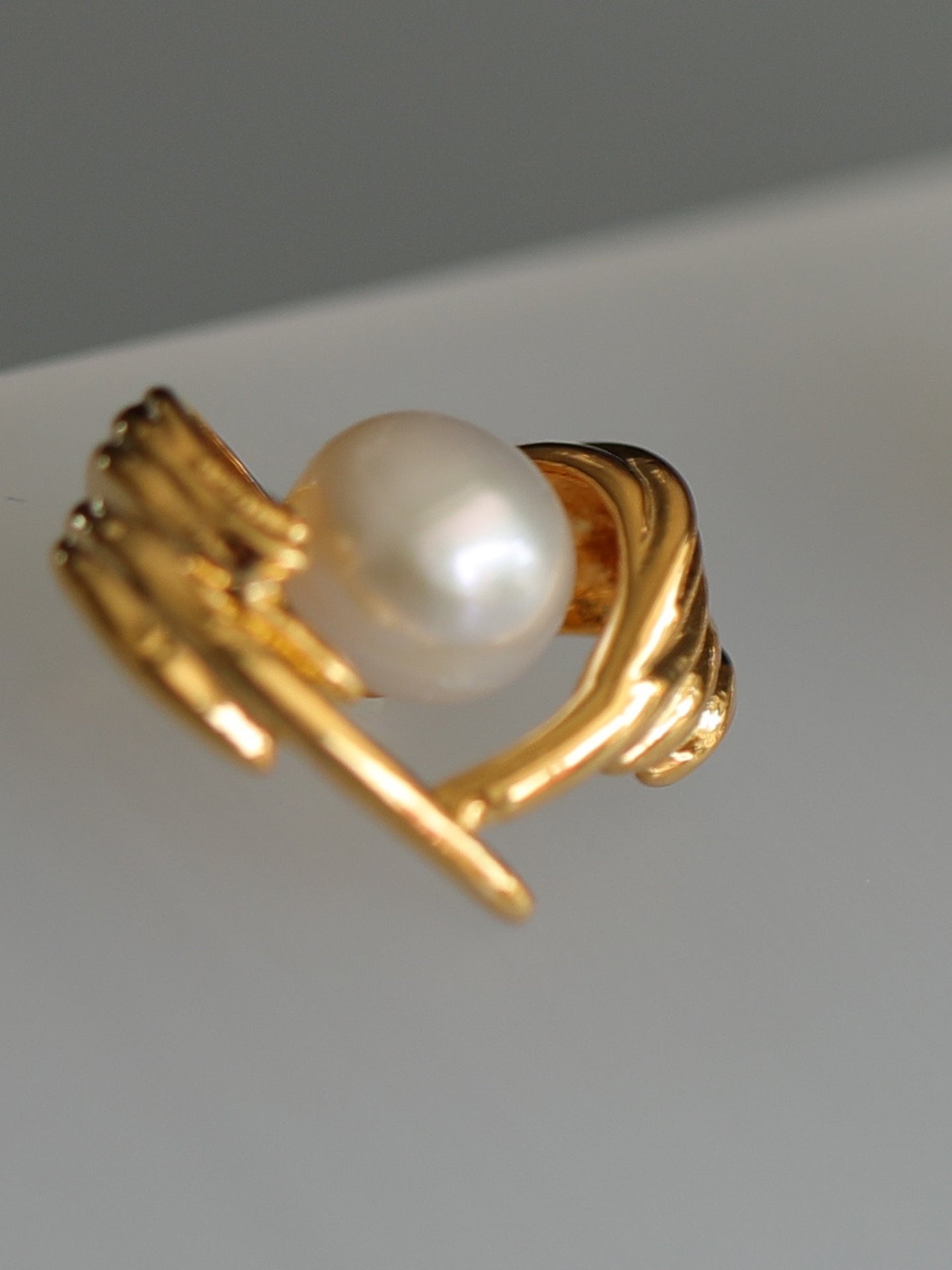 HEART PEARL EARRINGS
