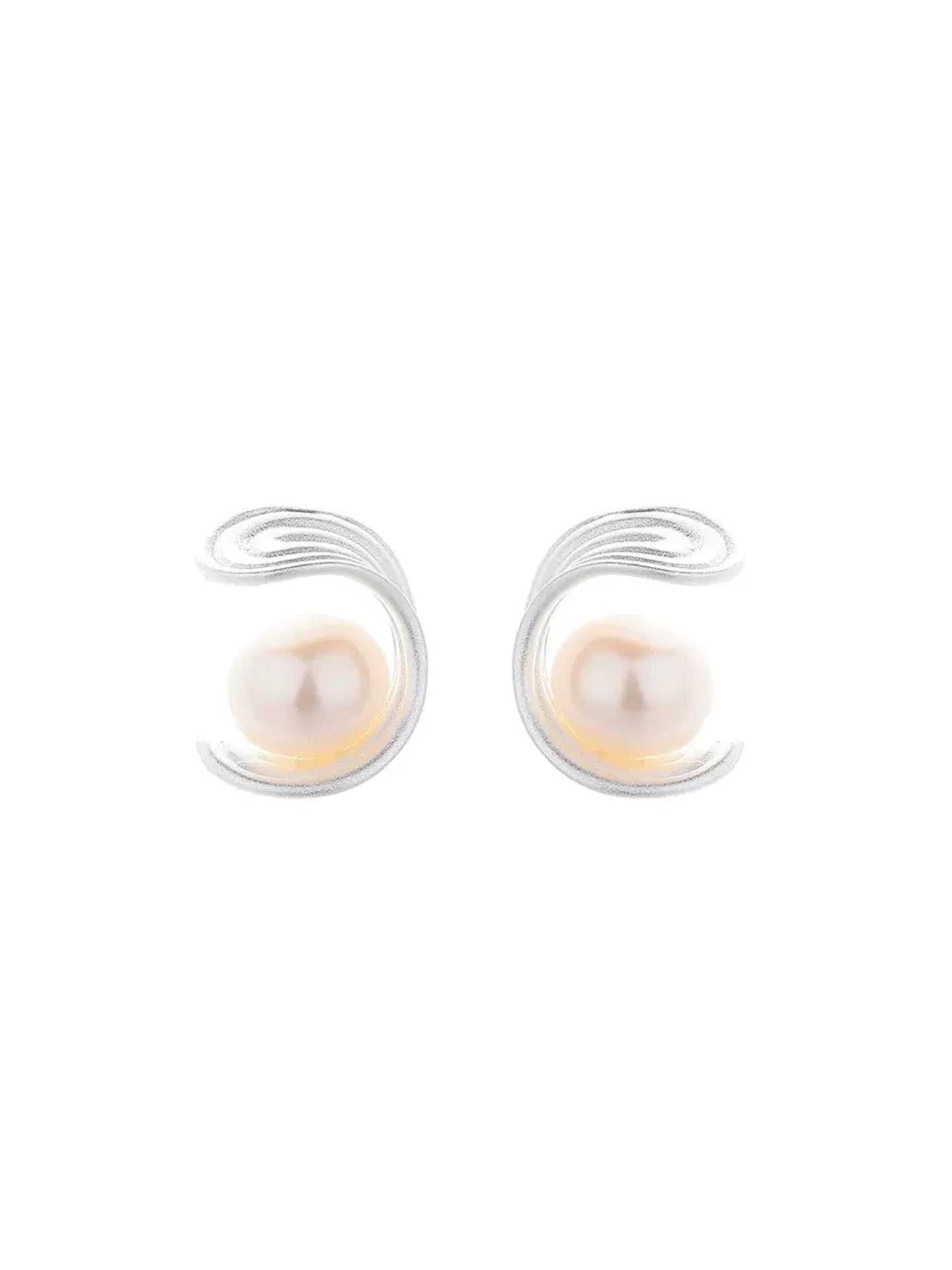 C-SHAPE PEARL EARRINGS