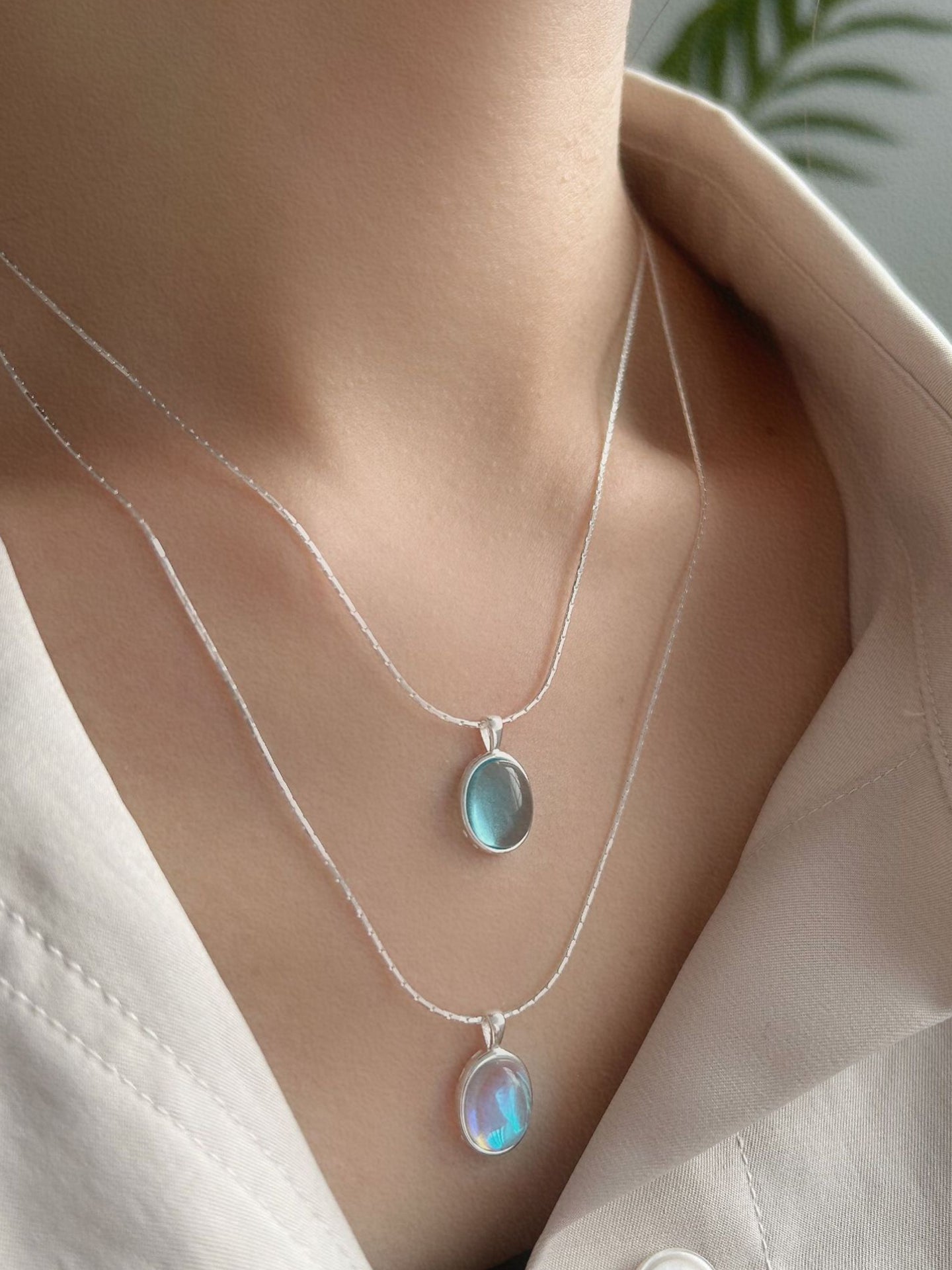 MOONSTONE NECKLACE