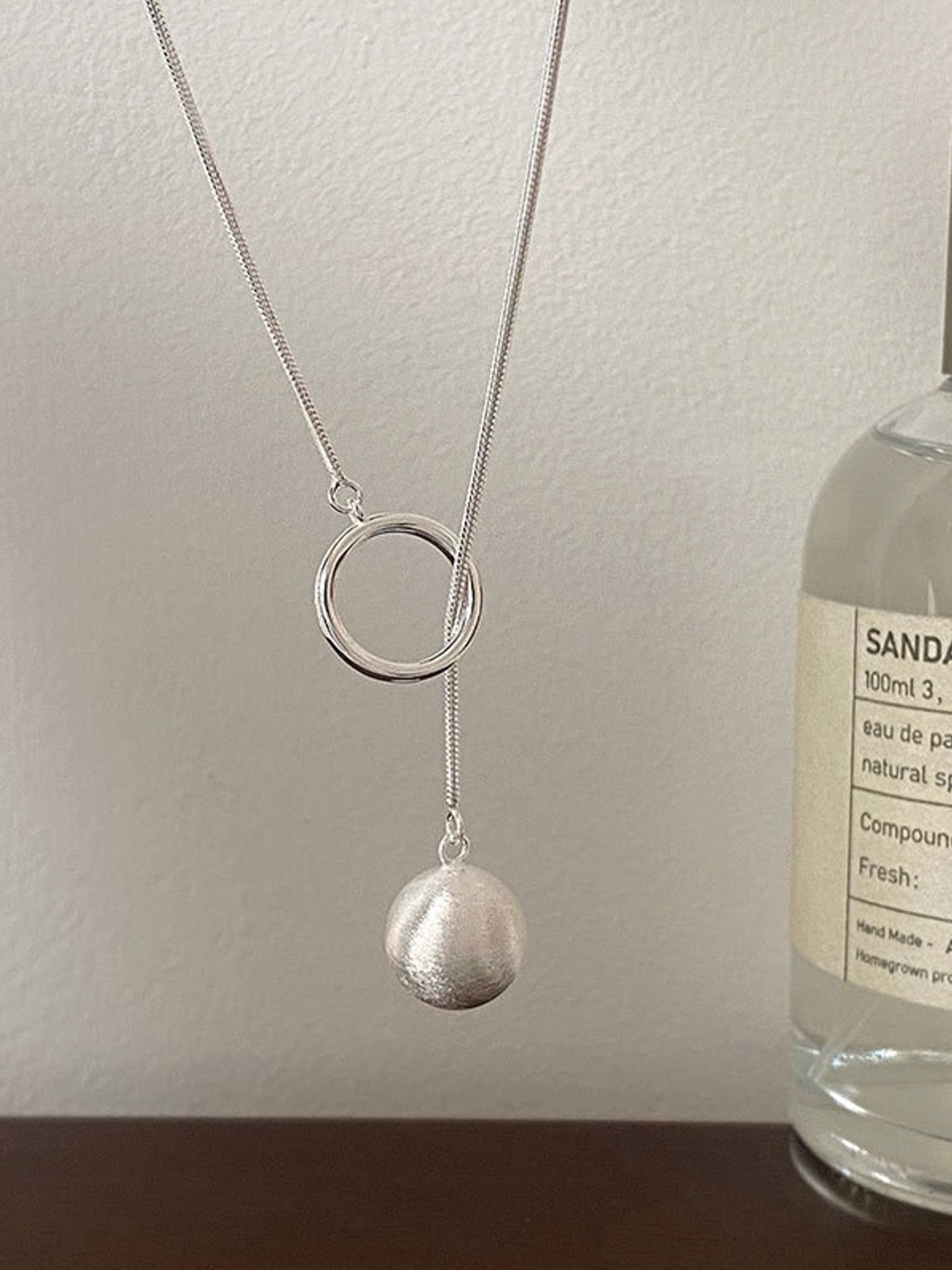 SPHERE PENDANT NECKLACE