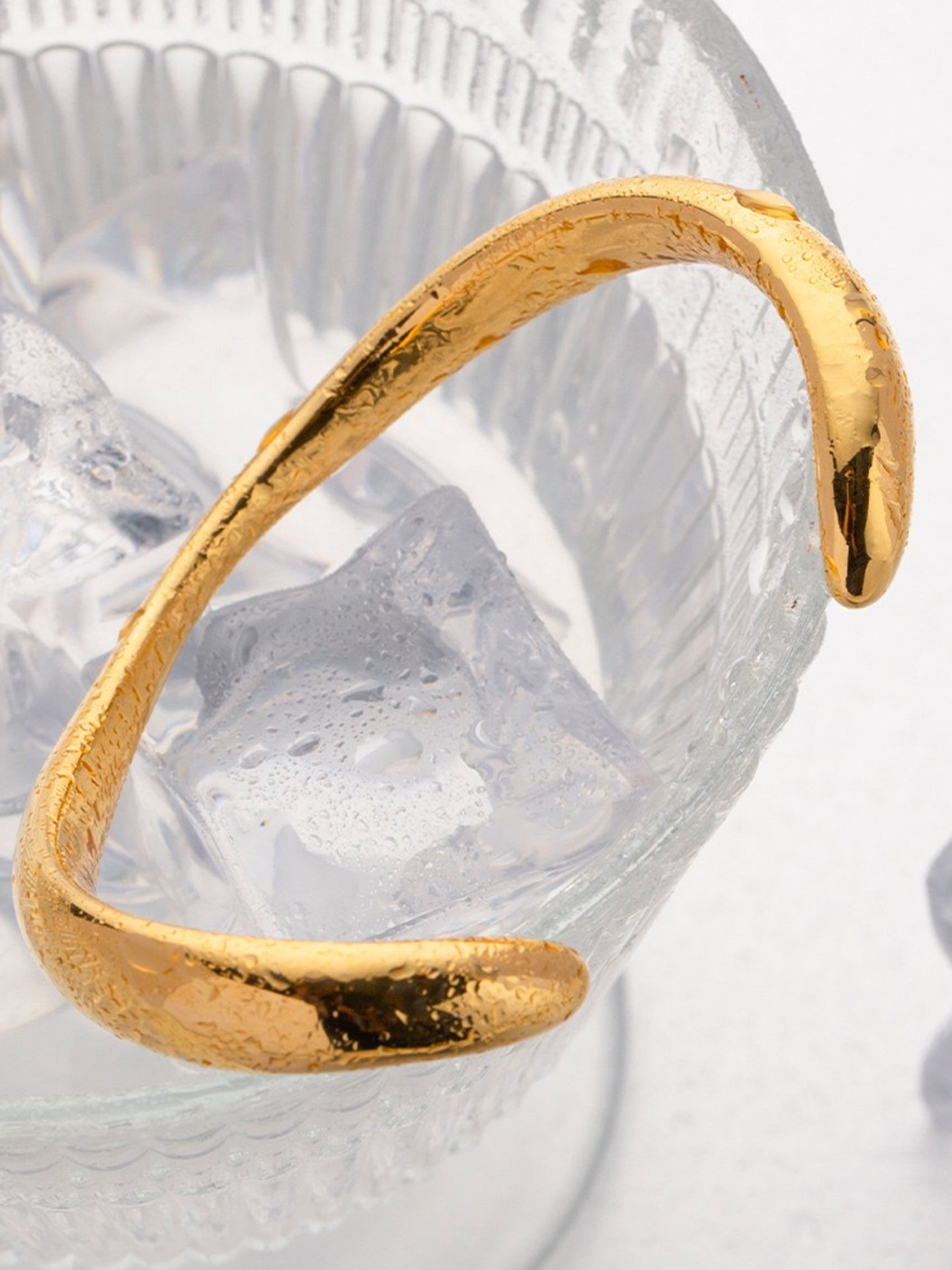 IRREGULAR BRACELET