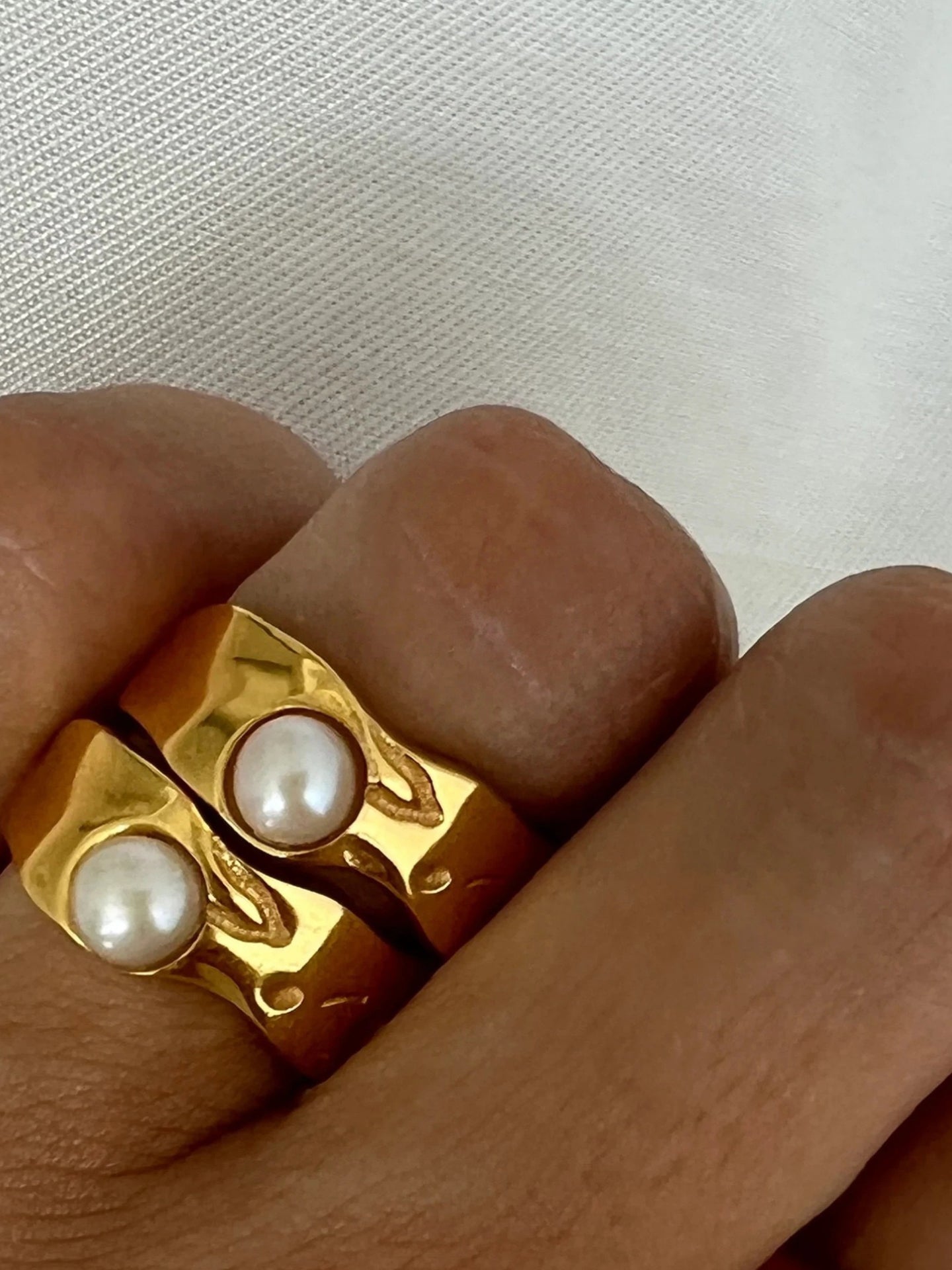 LAVA PEARL RING
