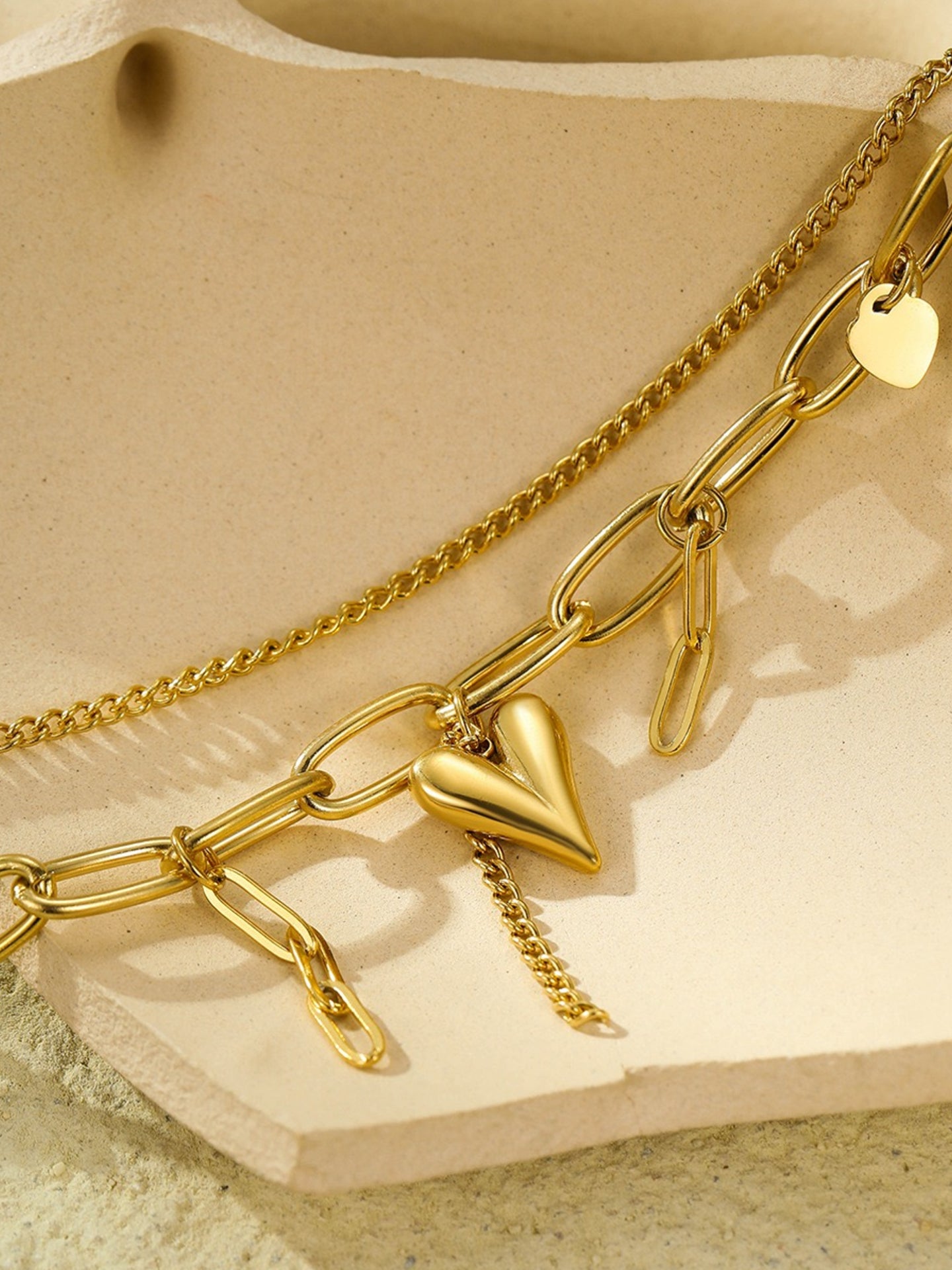 3D HEART BRACELE