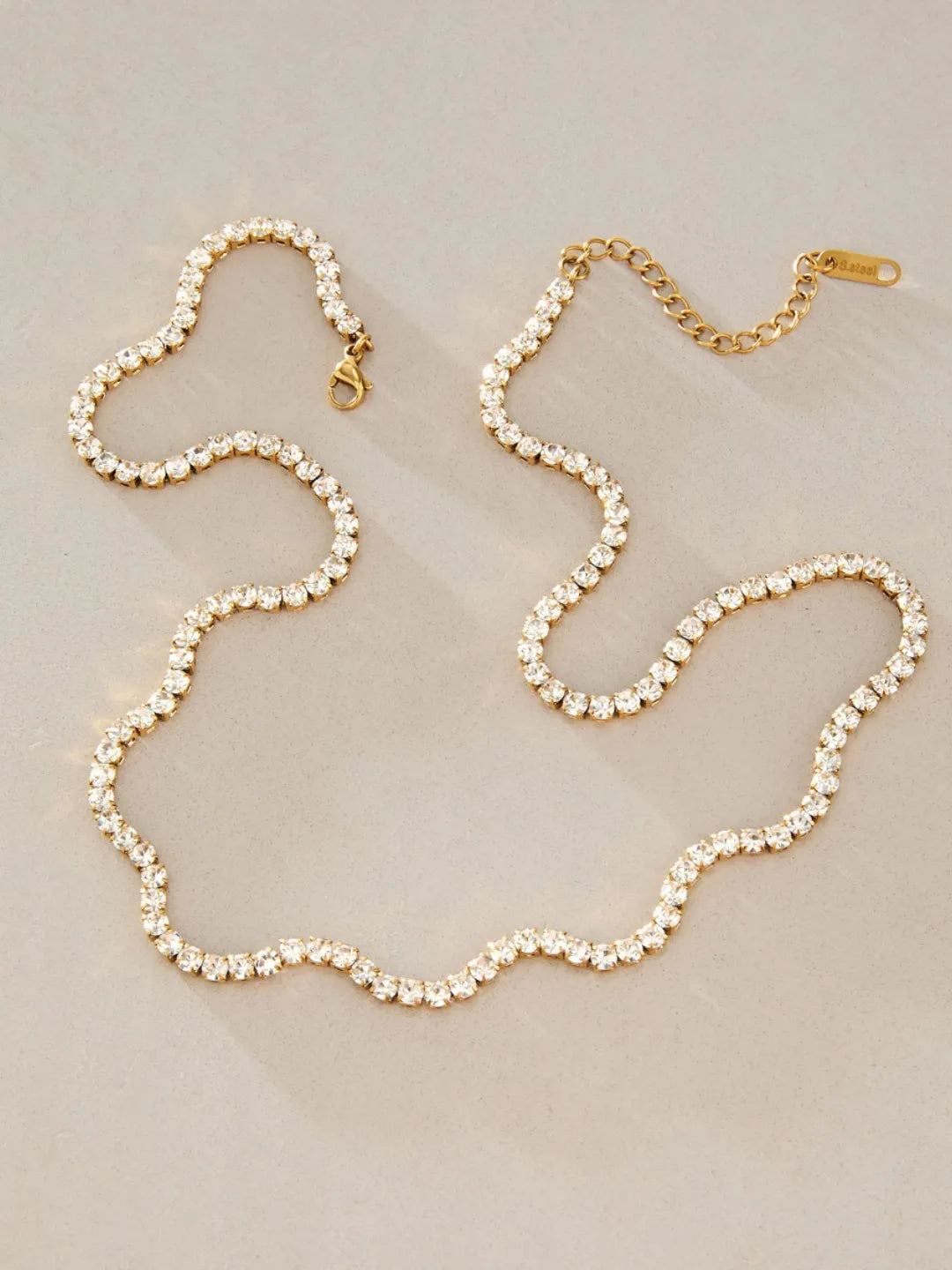 LILAC RIPPLE NECKLACE